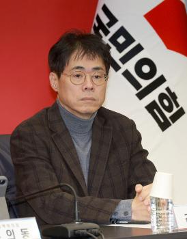 '김건희 사과' 첫 언급했던 김경율, 대통령 대담에 “아쉽습니다” 다섯 글자