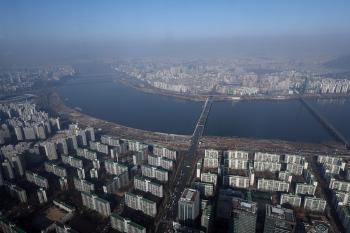 “귀경길 운전 조심하세요“ 전국 곳곳 안개, 미세먼지 '나쁨'