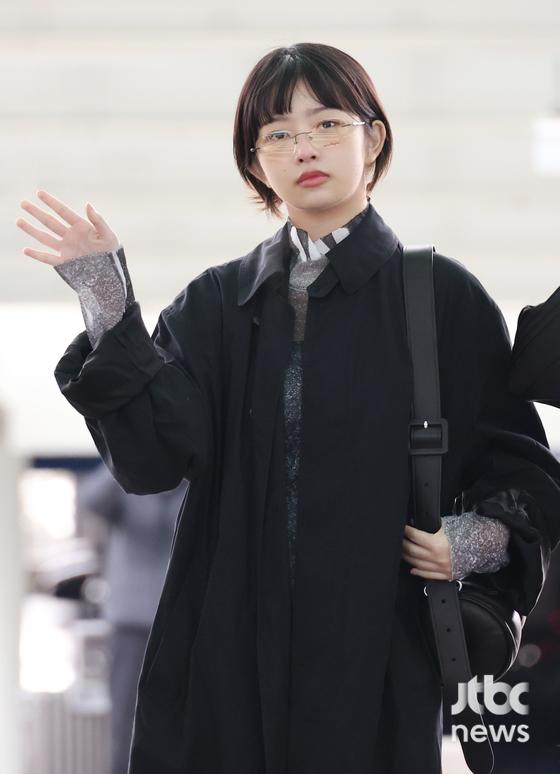 아이브·윤아·이영애, 공항에 등장만으로 시선강탈