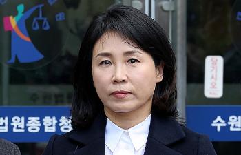 김혜경, 첫 재판 출석…변호인 “겪어보지 못 한 황당한 기소“