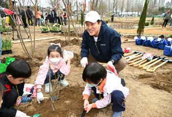 오세훈 “10분 내 어디든 정원 닿도록, 가든시티 서울 만들 것“ 