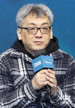 '지배종' 박철환 감독 “'비숲' 이수연 작가, 대본에 다 들어있더라“