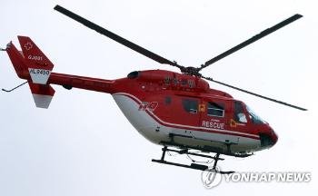 강원 고성 DMZ 산불…헬기 4대 투입해 90% 진화