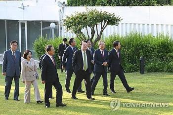 윤 대통령, 국힘 새 비대위와 만찬…“총선 민심 반영 국정 운영“