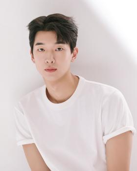 신예 김이준, 윤계상·김신록·박지환과 한솥밥