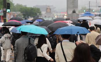 '흐린 주말' 일요일 전국 비 시작…최대 60㎜까지 내린다