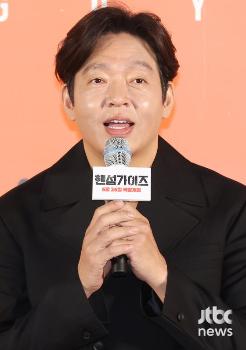 '핸섬가이즈' 경찰 변신 박지환 “옷만 갈아 입었을 뿐…알 수 없는 인물“ 