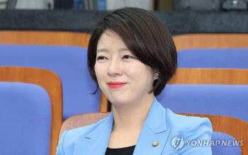 “영부인 문자 유출, 누구인가 했더니…” 배현진, 이철규 저격