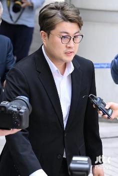 “父 지인?“ 김호중, 첫 재판 모친 사칭 해프닝