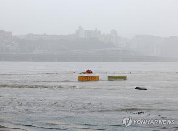 올림픽대로 여의상·하류IC·주요도로 통제, 퇴근길 대혼란 예고...“우회운행 당부“