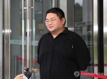 '쯔양 공갈 협박' 혐의 유튜버 구제역ㆍ전국진 구속