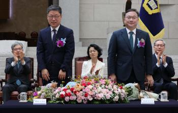 “사법독립에 헌신“·“사회통합 이바지“..노경필·박영재 대법관 취임 