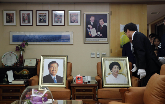 김대중 전 대통령의 동교동 사저 매각 논란이 커지면서 더불어민주당과 동교동계 인사들이 대책 마련에 나섰다. 〈사진=연합뉴스〉