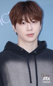 “철 없었다“…'강다니엘 명예훼손' 탈턱수용소, 벌금 300만원 구형