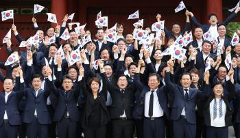 박찬대 “파렴치한 친일 매국 정권…역사 쿠데타 저지 TF 만들 것“