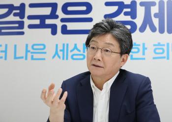 유승민 “의료붕괴로 국민 죽어가…윤 대통령 결자해지해야“