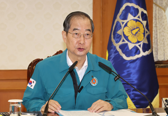 한덕수 국무총리가 27일 서울 종로구 정부서울청사에서 열린 보건의료노조 파업 관계장관회의에서 발언하고 있다. 〈사진=연합뉴스〉