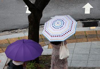 전국 대체로 흐리고 남부지방엔 가을비…낮 최고 32도