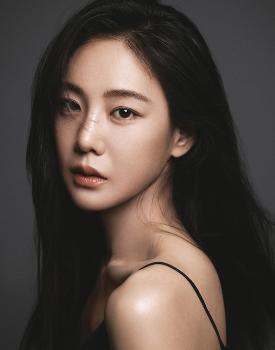 '다채로운 매력' 한지은, 그램엔터와 새출발 프로필 공개  