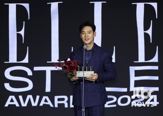 17일 오후 서울 성수동 에스팩토리에서 화려한 스타일 축제 '엘르 스타일 어워즈 2024(ELLE STYLE AWARDS 2024)' 가 열렸다. 박세완 엔터뉴스팀 기자 park.sewan@jtbc.co.kr (콘텐트비즈니스본부)