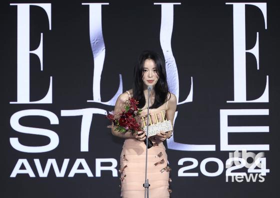 17일 오후 서울 성수동 에스팩토리에서 화려한 스타일 축제 '엘르 스타일 어워즈 2024(ELLE STYLE AWARDS 2024)' 가 열렸다. 박세완 엔터뉴스팀 기자 park.sewan@jtbc.co.kr (콘텐트비즈니스본부)