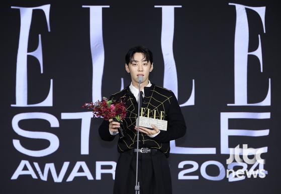 17일 오후 서울 성수동 에스팩토리에서 화려한 스타일 축제 '엘르 스타일 어워즈 2024(ELLE STYLE AWARDS 2024)' 가 열렸다. 박세완 엔터뉴스팀 기자 park.sewan@jtbc.co.kr (콘텐트비즈니스본부)