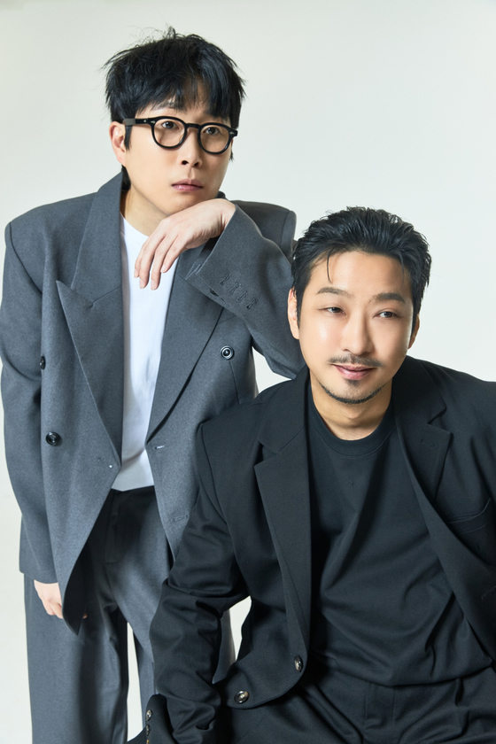 코미디언 정찬민·최지용, 카우클럽 결성...메타코미디 새 둥지 - 뉴스 썸네일 이미지