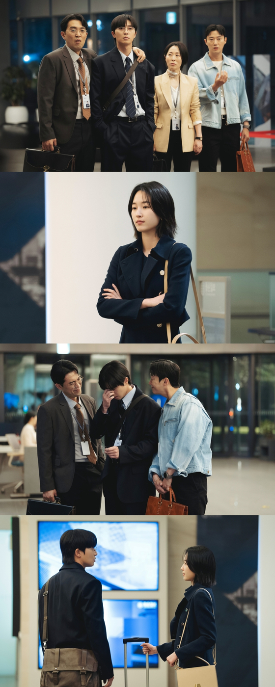 원지안이 박서준 회사 로비에 등장하는 장면 관련 이미지