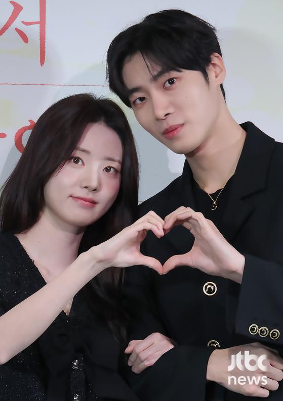 영화 오늘 밤, 세계에서 이 사랑이 사라진다 해도 관련 보도 이미지