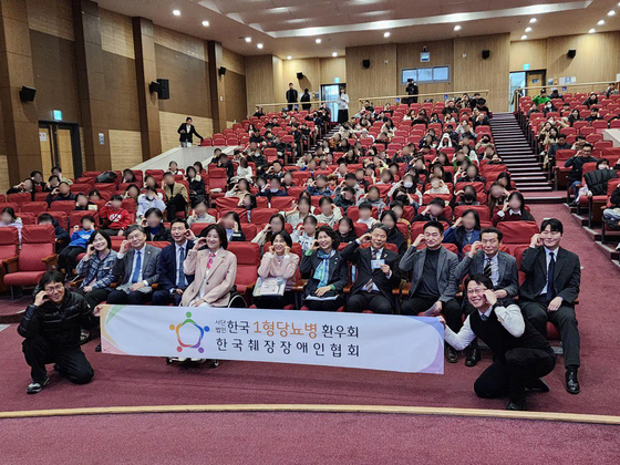 의료계에 국회까지 관심...최지우 '슈가' 스크린 넘은 영향력 - 뉴스 썸네일 이미지