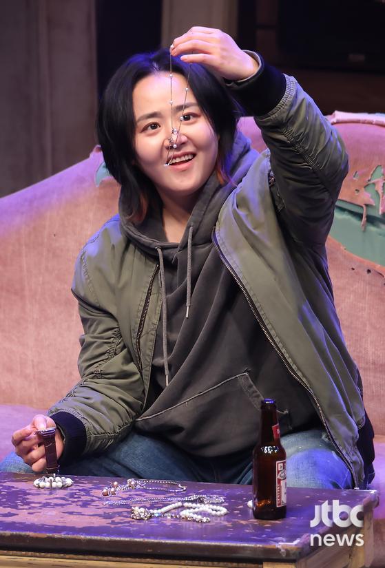 연극 오펀스 프레스콜에 참석한 배우 문근영